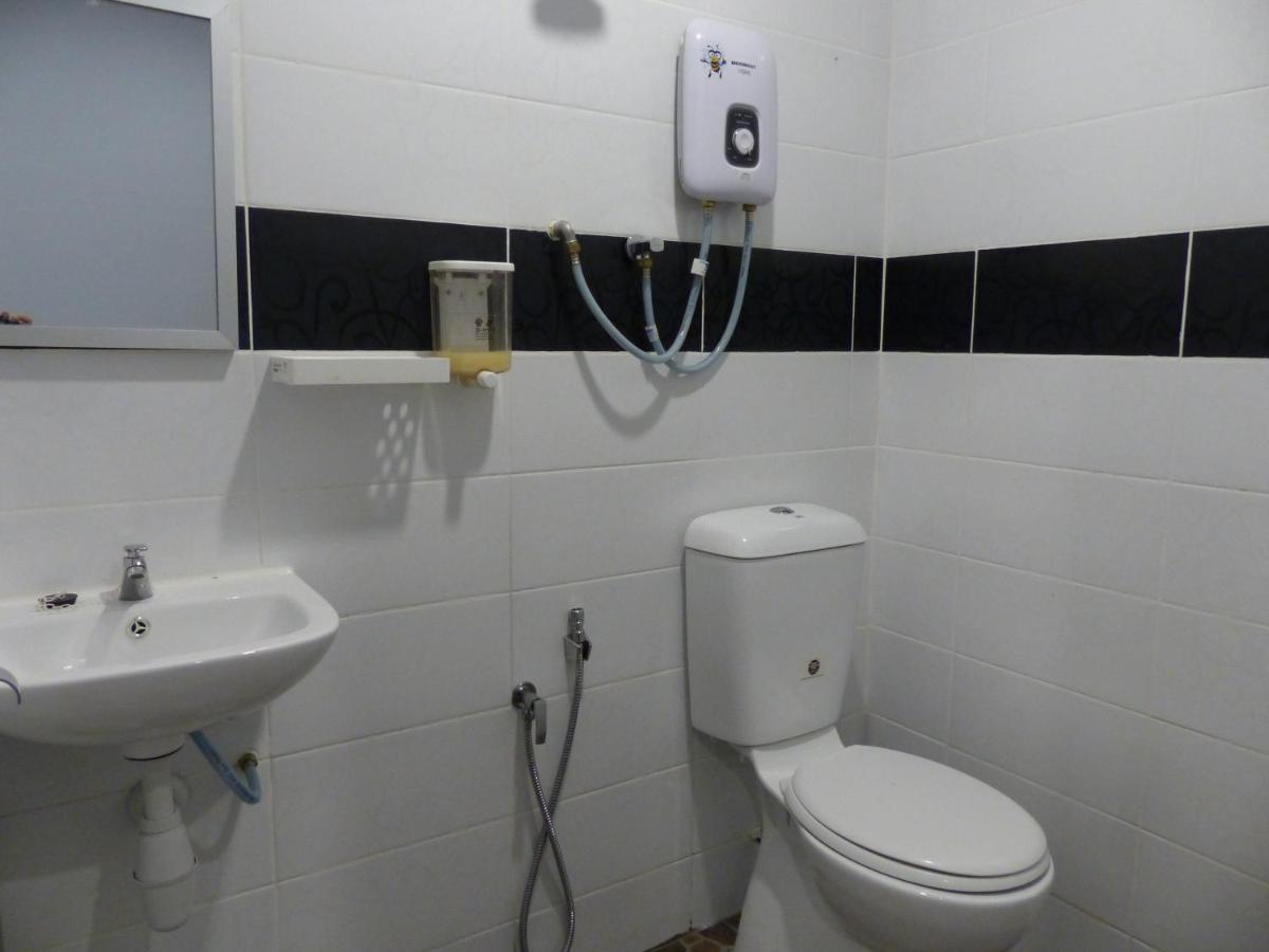 Comma Hotel Bandar Saujana Putra